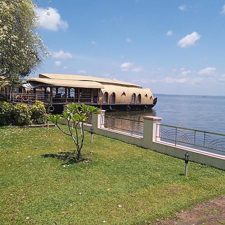 Aqua Castle Houseboat - By Aqua Jumbo Houseboats Hotel Alappuzha Exterior foto