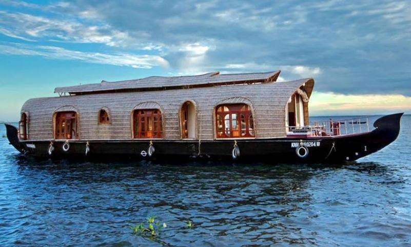 Aqua Castle Houseboat - By Aqua Jumbo Houseboats Hotel Alappuzha Exterior foto