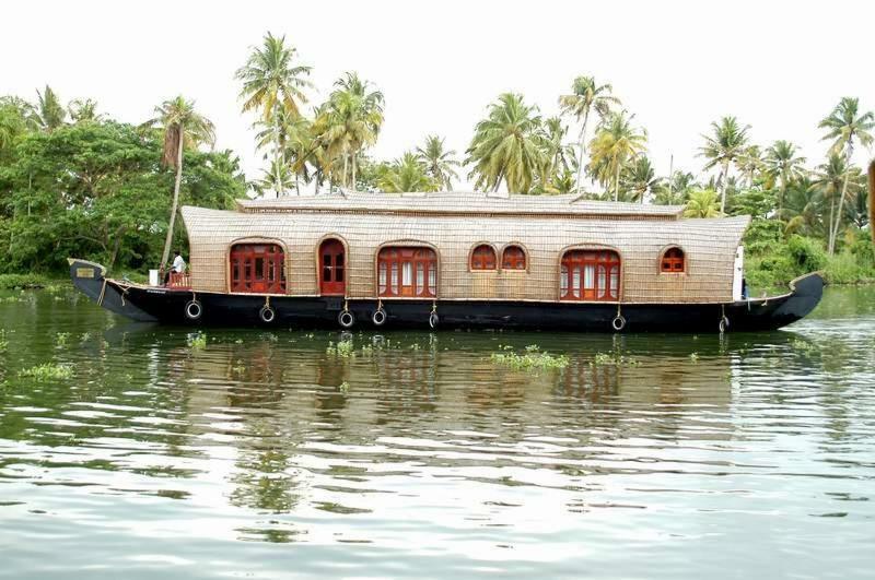 Aqua Castle Houseboat - By Aqua Jumbo Houseboats Hotel Alappuzha Exterior foto
